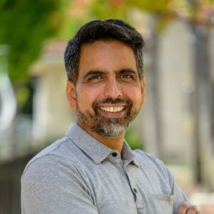 Life purpose of Sal Khan is democratizing education